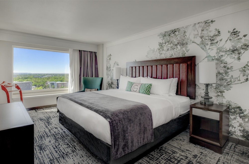 Executive Suite, 1 King Bed (With Parlor)