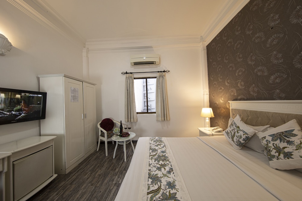 Deluxe Double or Twin Room photo 3