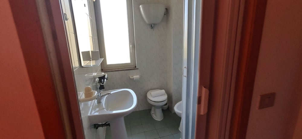 Panoramic Room, Balcony, Partial Sea View photo 3