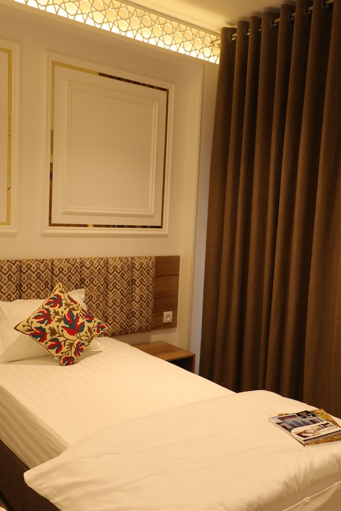 Luxury Room photo 3