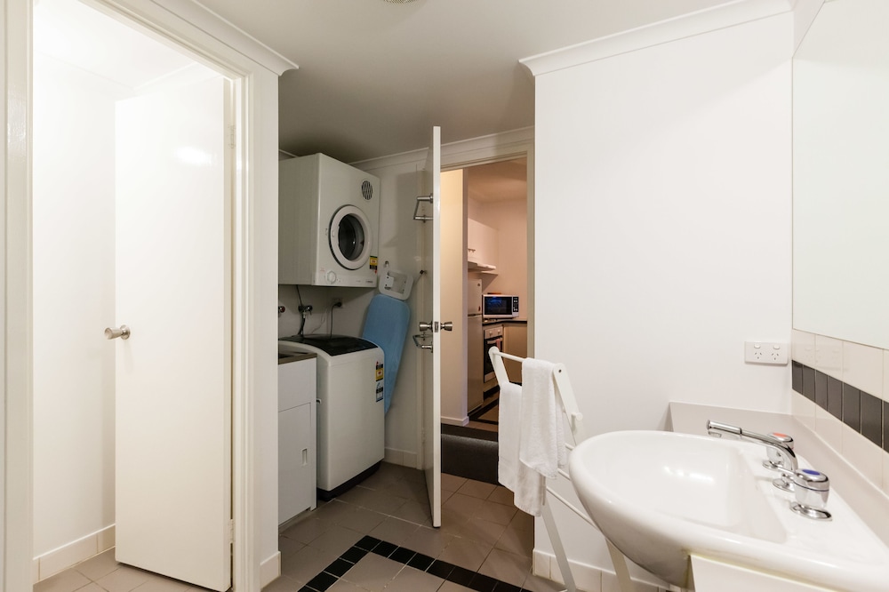 Family Apartment, 2 Bedrooms photo 3