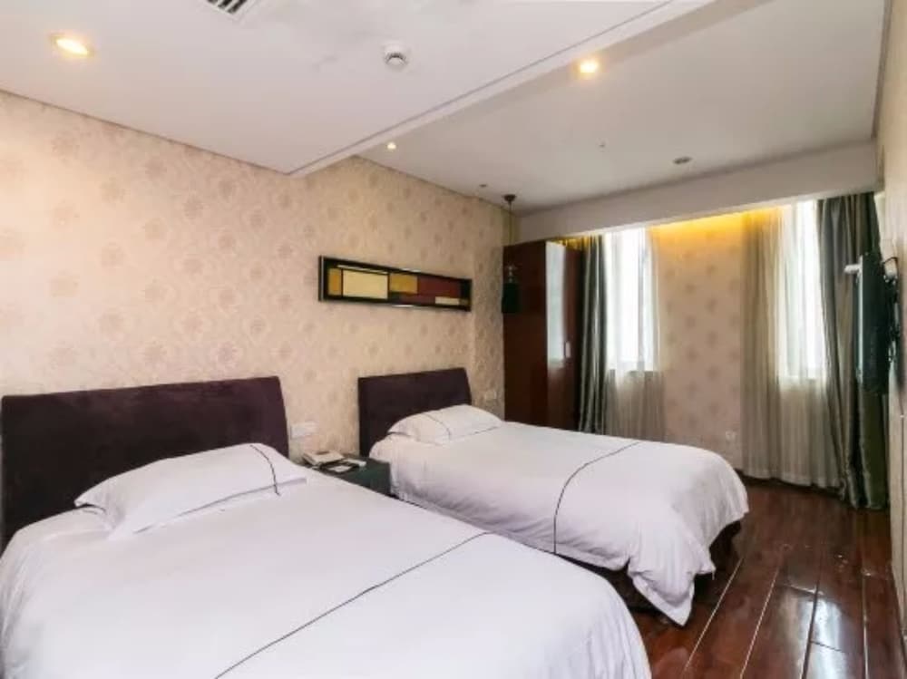 Suite photo 1