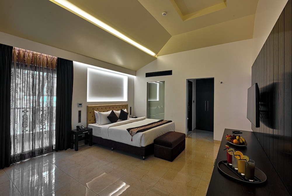 Deluxe Double Room, Garden View