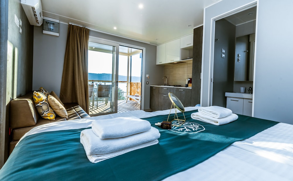 Casa mobile Premium, di fronte alla spiaggia (R1/R2)