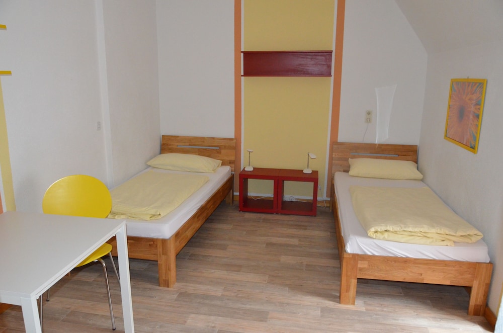 Basic Double Room photo 3