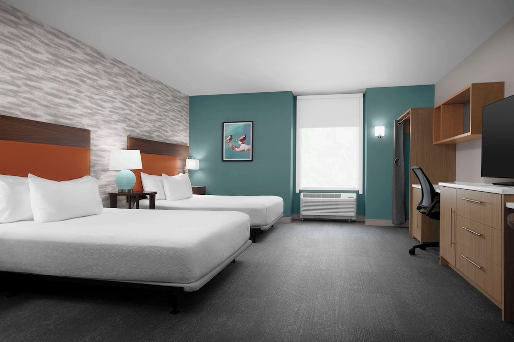 Studio, 2 Queen Beds, Accessible, Non Smoking (Roll-In Shower) photo 1
