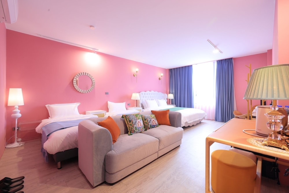 Classic Quadruple Room