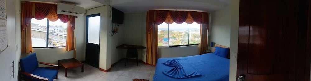 Luxury Room, Balcony, Park View photo 1