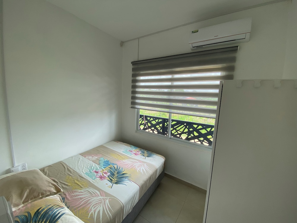 Deluxe Apartment, 2 Bedrooms, Kitchen, Garden View photo 2