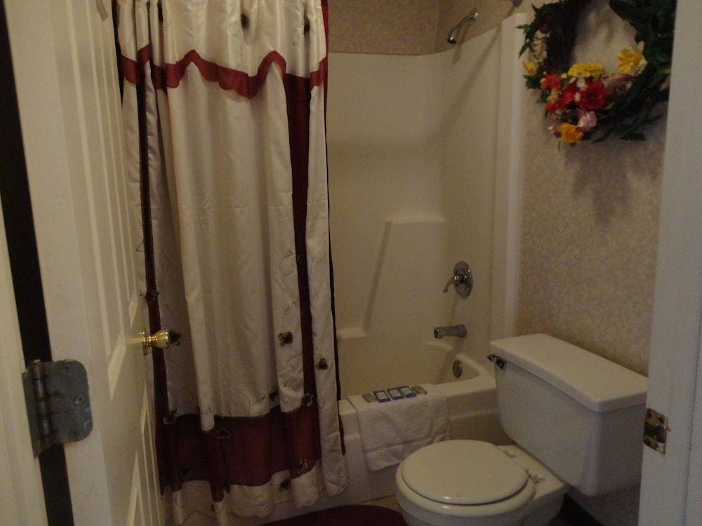 Standard Room, 2 Double Beds, Non Smoking photo 2