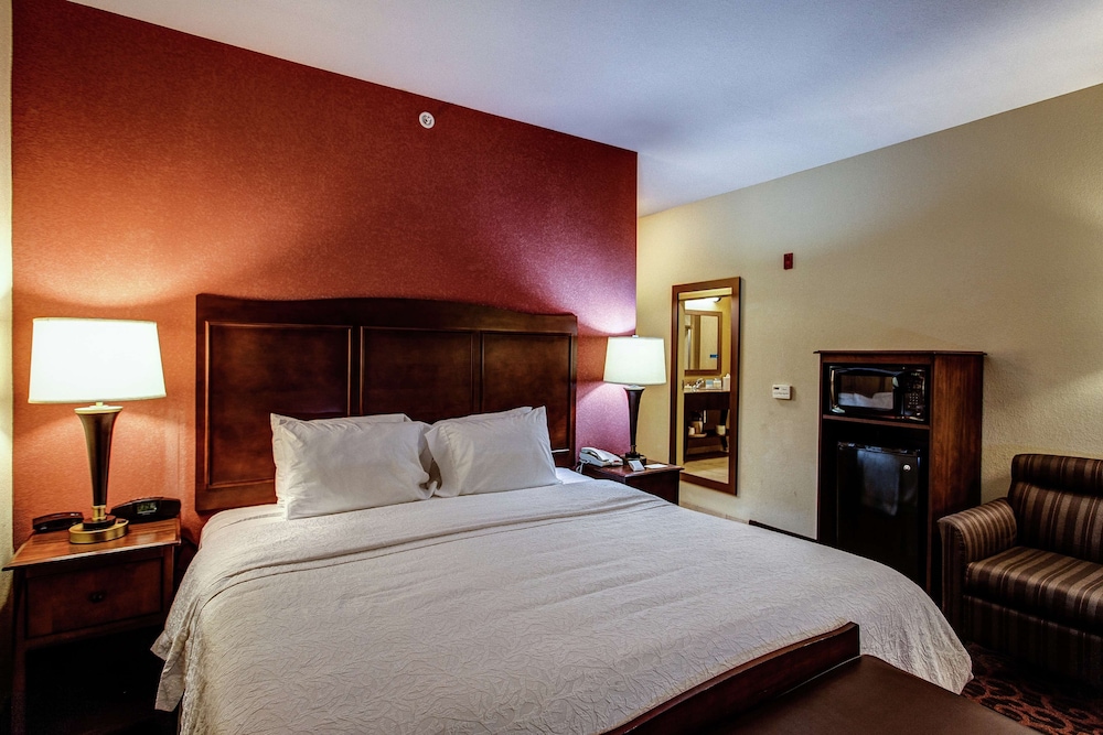 King bed - Photo 5