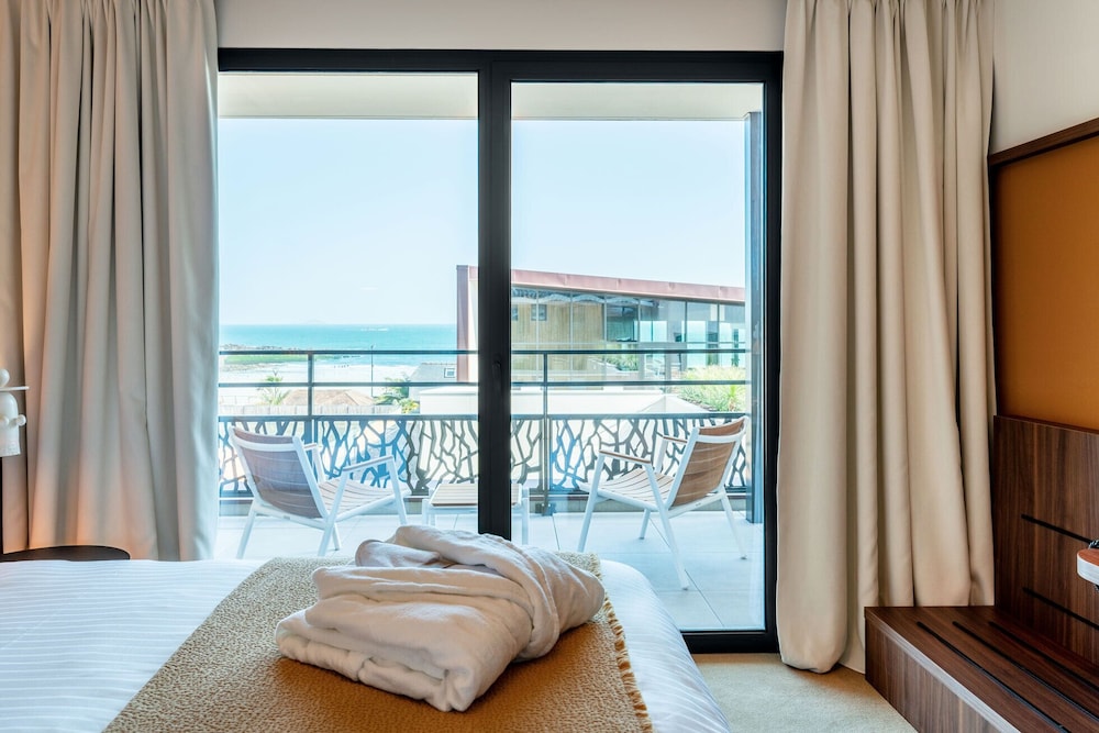 Comfort Double or Twin Room, Sea View - Photo 4