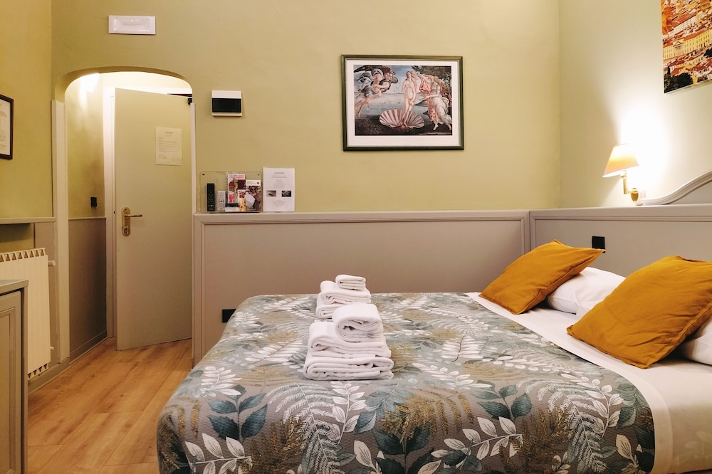 Comfort Double or Twin Room photo 3