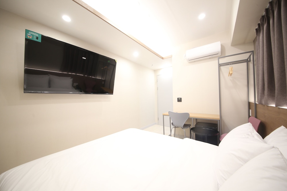 Deluxe Double Room photo 2