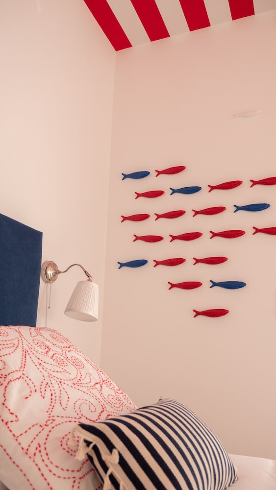 Standard Twin Room (Mar)