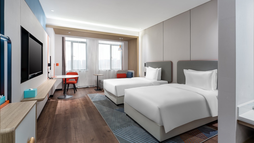 Standard Room, 2 Twin Beds, Lake View - Photo 1