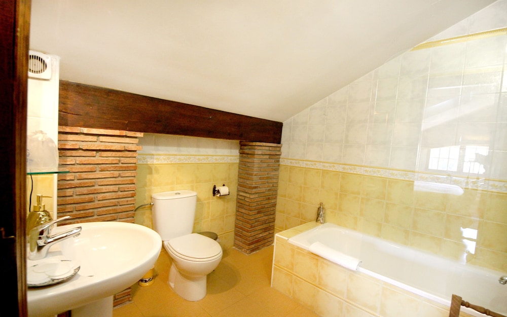 Junior Suite, Mountain View photo 2