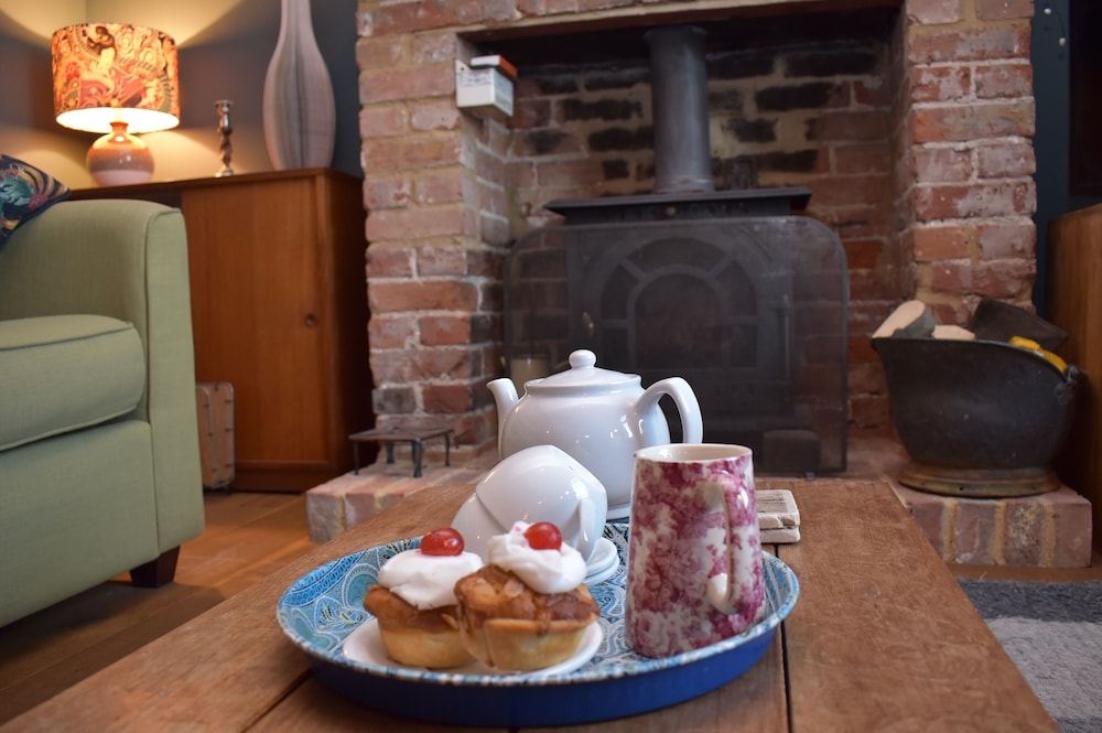 Romantic Cottage photo 1