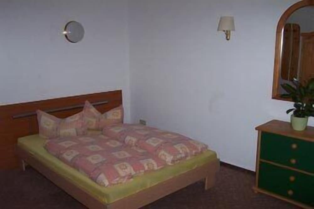 Single Room photo 1