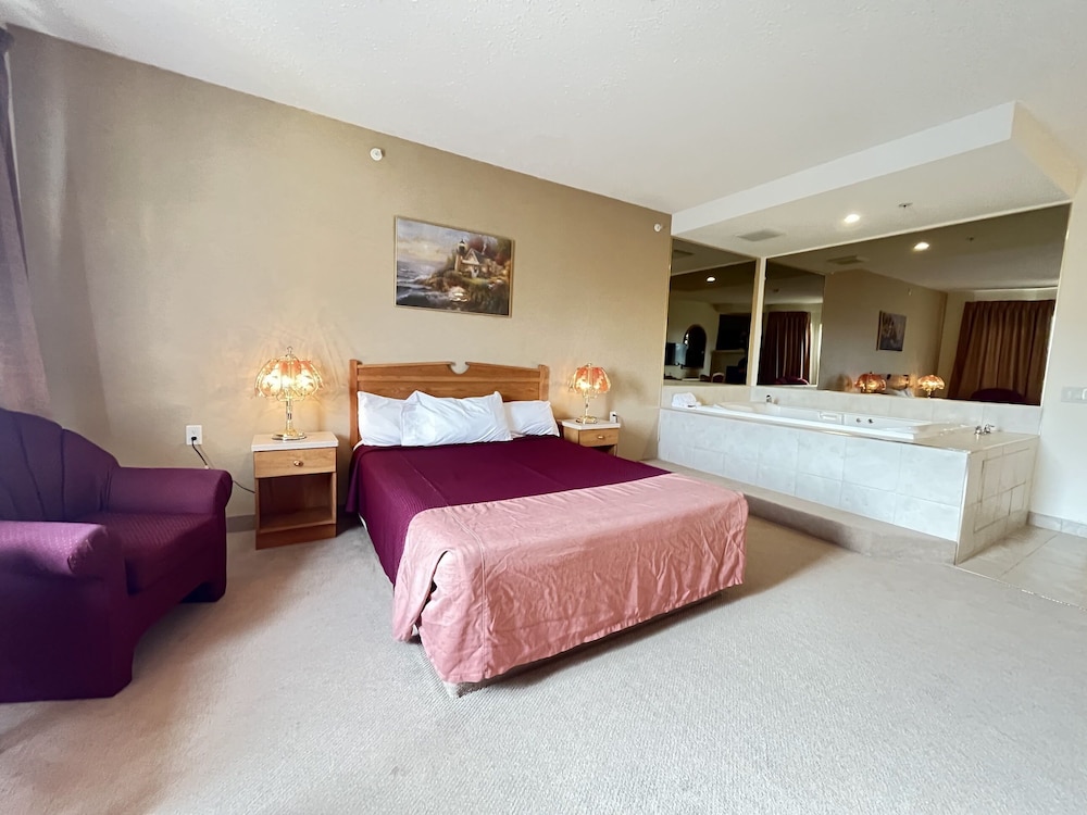 Deluxe Room, 1 Queen Bed