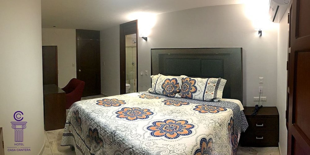 Double Room, 1 King Bed photo 2