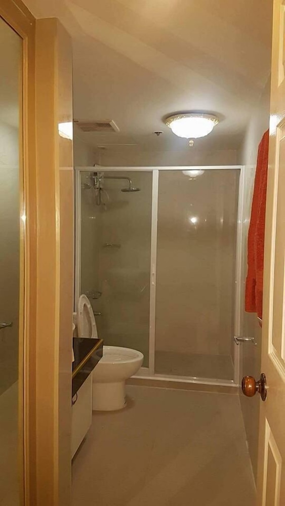 Condo photo 3