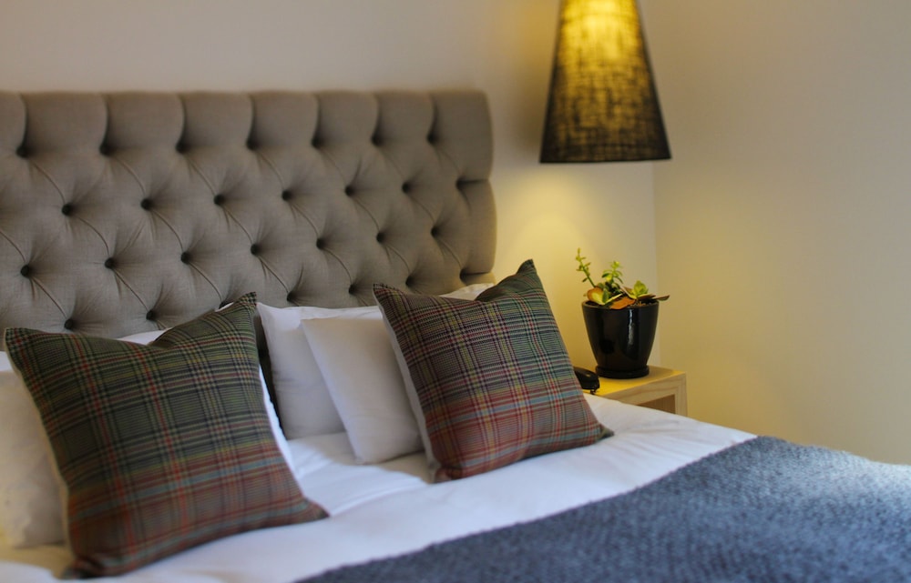 Standard Suite - Photo 3