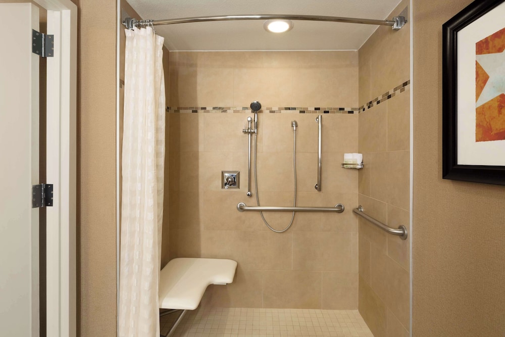 Premium Suite, Accessible, Non Smoking - Photo 6