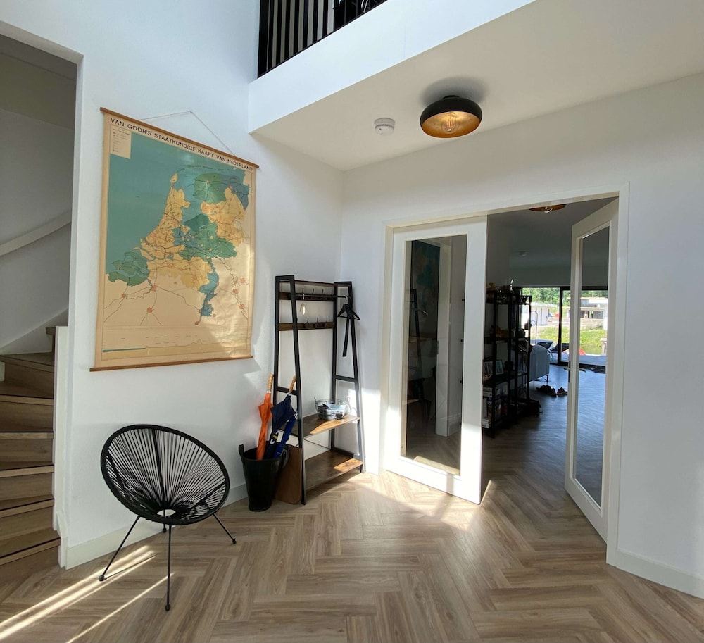 Villa photo 2