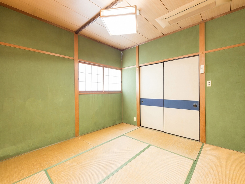 Japanese Style Quadruple Room with Shared Bathroom, Non Smoking photo 2