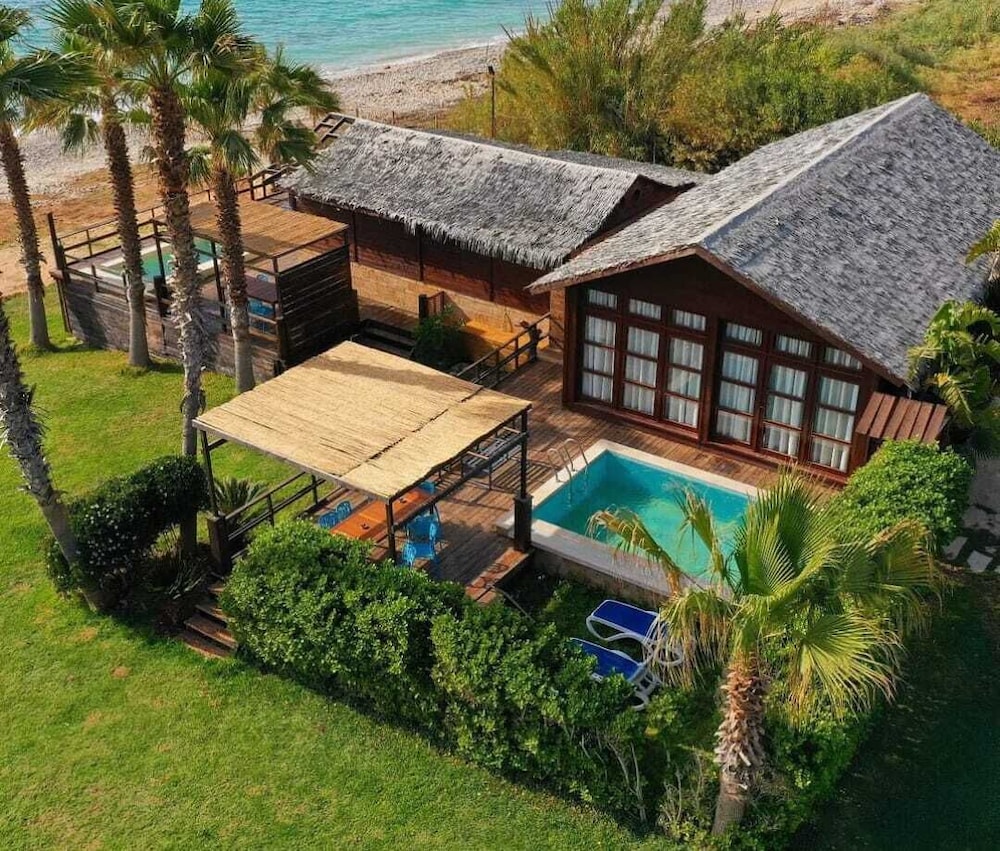 Family Bungalow, 3 Bedrooms, Beach View