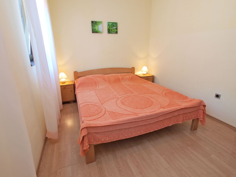 Apartment, 1 Bedroom (606/1456)