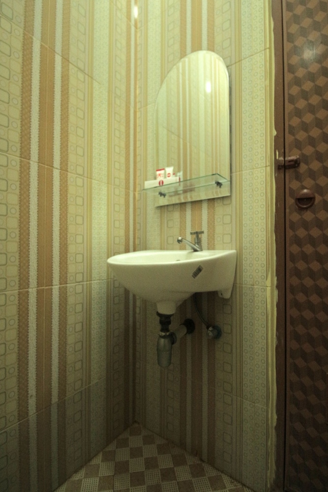 Standard Twin Room photo 2