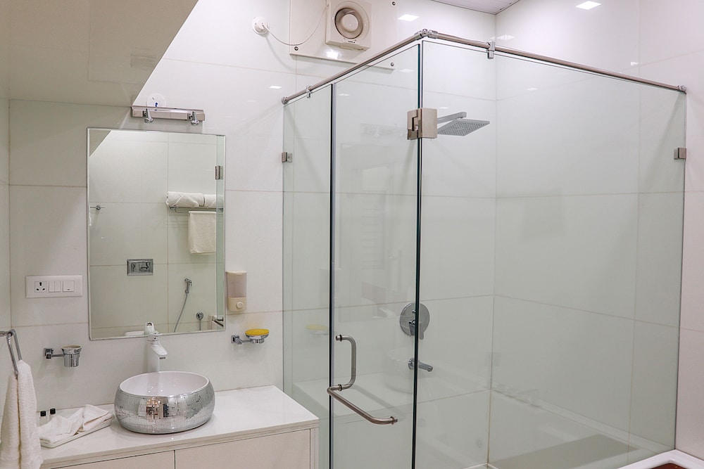 Luxury Suite photo 2