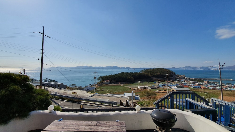 Standard Double Room, Sea View photo 3