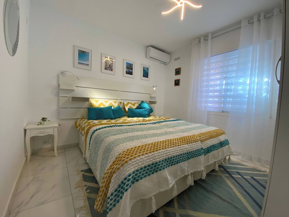 Villa mit Pool, zu Fuß zum Strand, Restaurants, Geschäfte, Foto 3