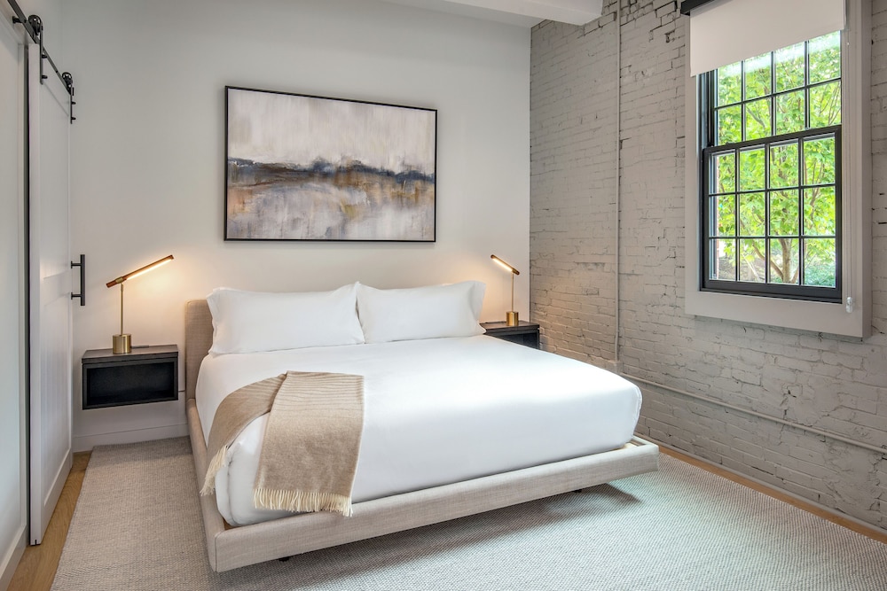 Studio Suite, 1 King Bed