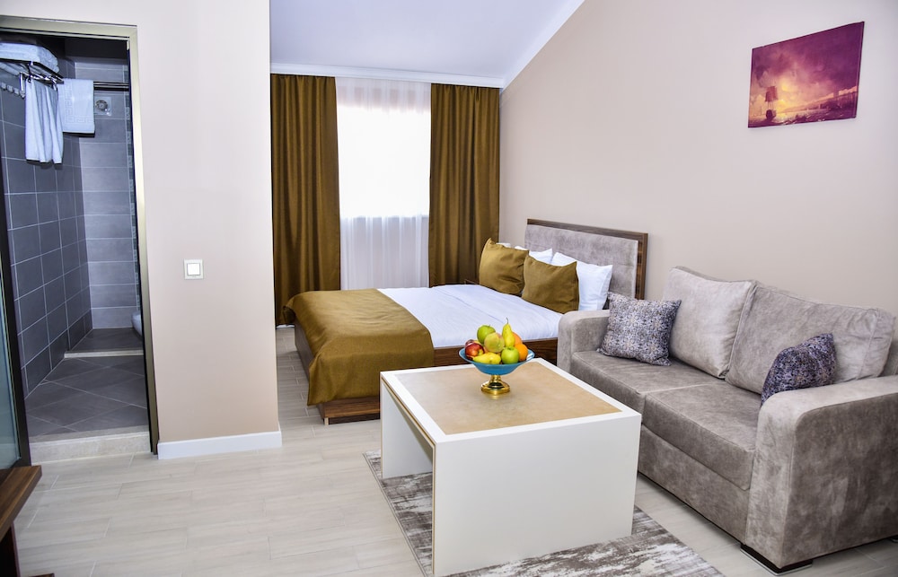 Standard Double or Twin Room photo 1