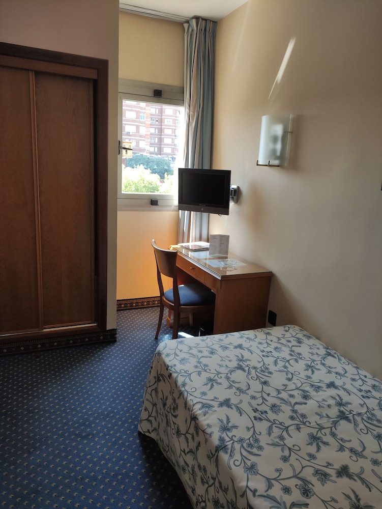 Room, 1 Twin Bed photo 2