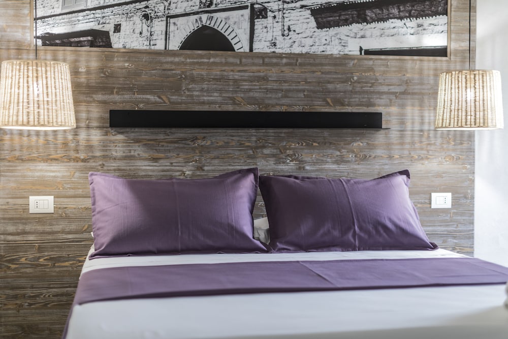 Superior Double or Twin Room, City View photo 3