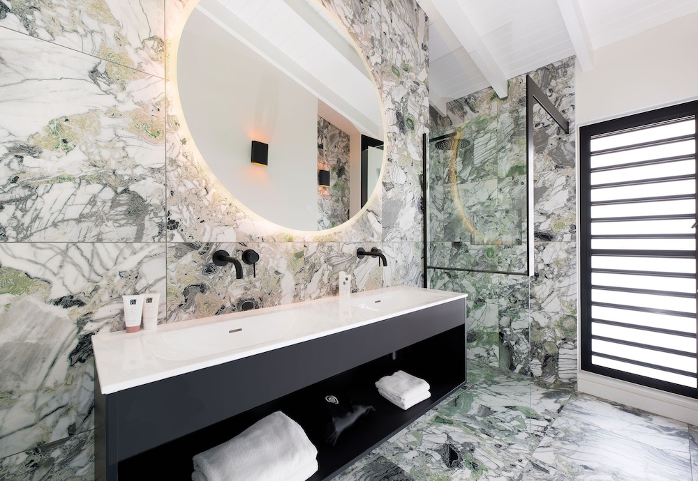 Royal Suite, 4 Bedrooms, Private Pool - Photo 19