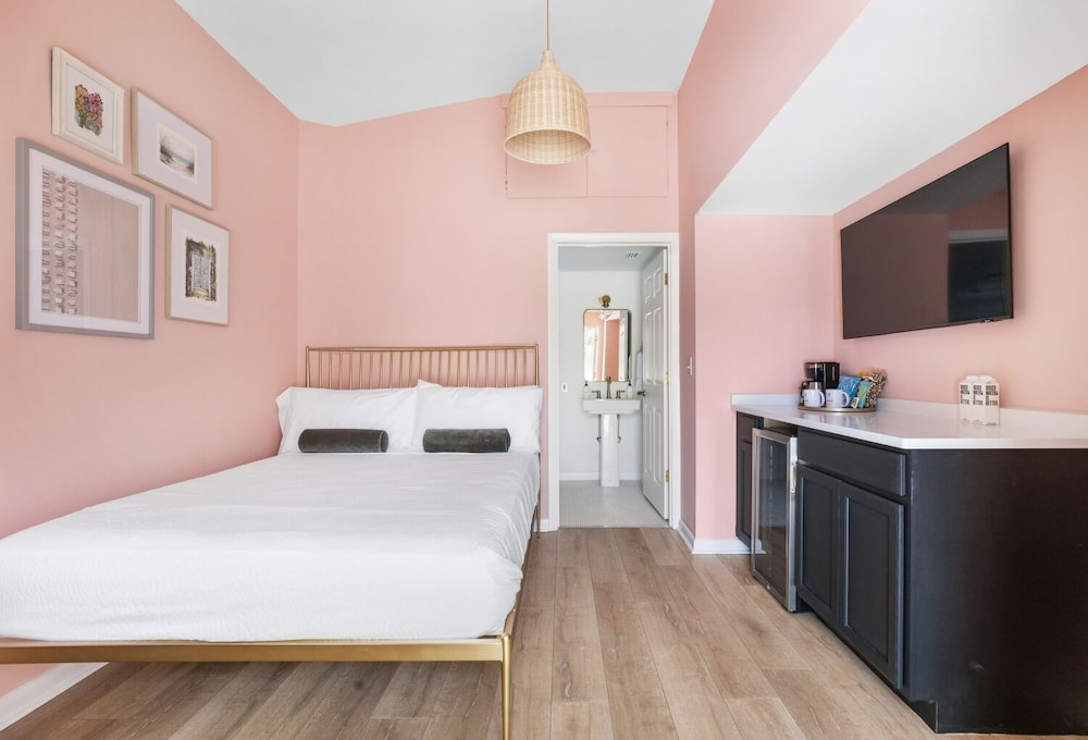 Basic Room photo 2
