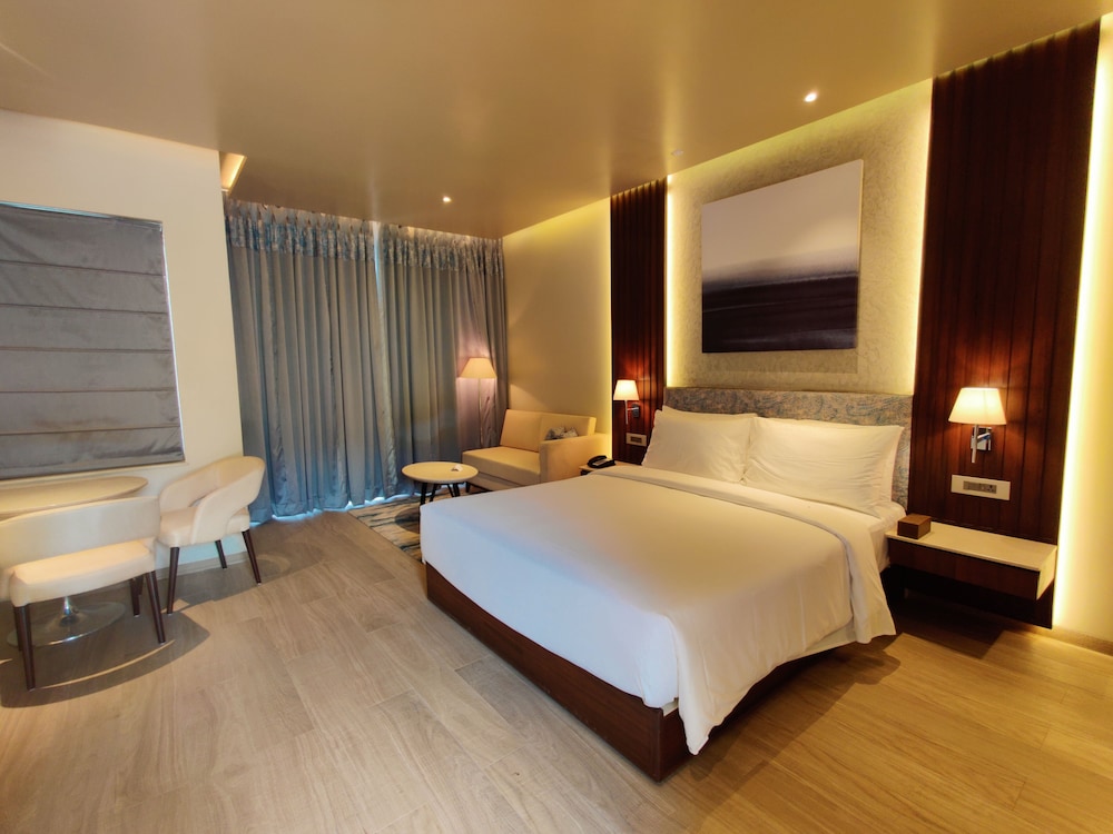 Superior Room, Ocean View - Photo 10