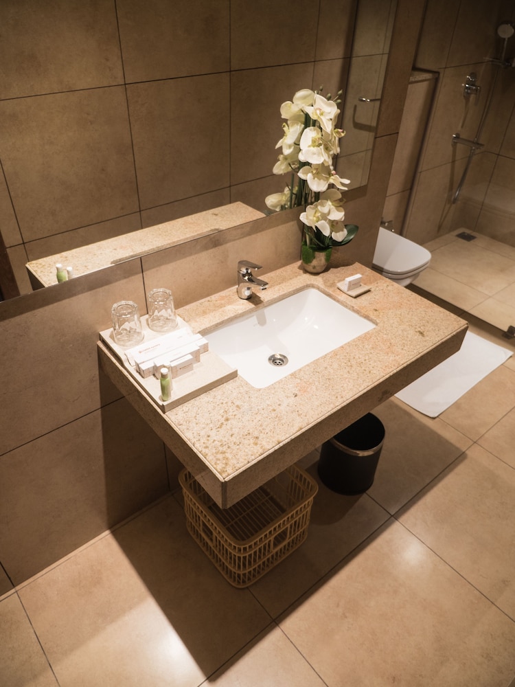 Royal Suite photo 2
