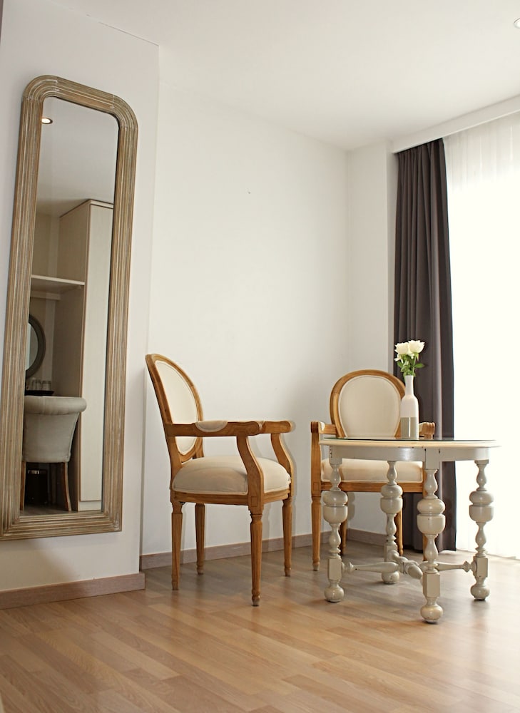 Deluxe Double Room, Terrace photo 3