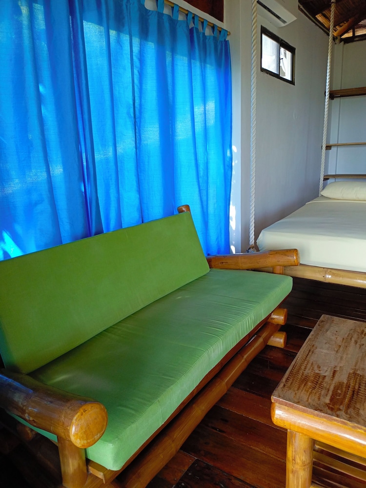 Junior Quadruple Room, 2 Double Beds, Air conditioning, Sea View photo 2