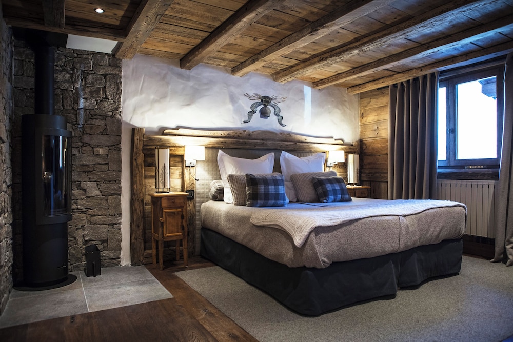 Junior Suite - Photo 1