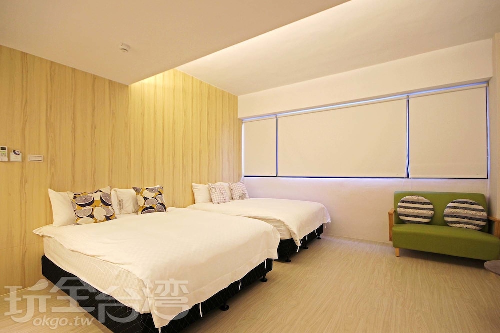 Deluxe Quadruple Room
