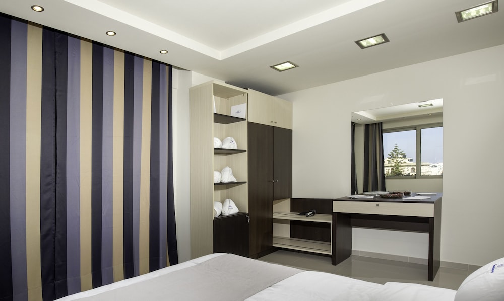 Apartment, 2 Bedrooms, Balcony, City View