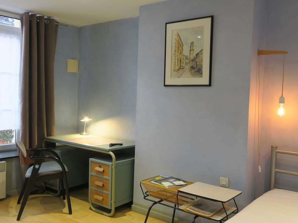 Standard Double Room, Private Bathroom photo 3